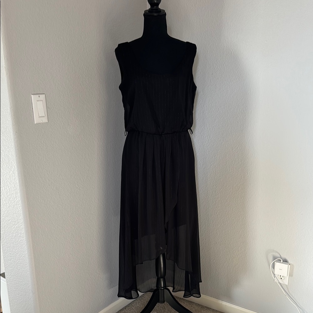 Black Sleeveless Dress